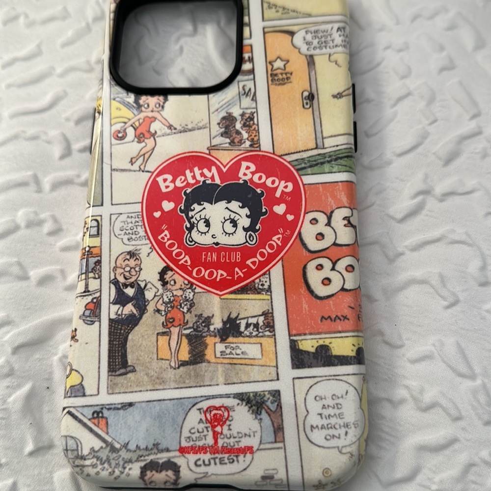 iPhone 12 pro max Betty boop phone cover